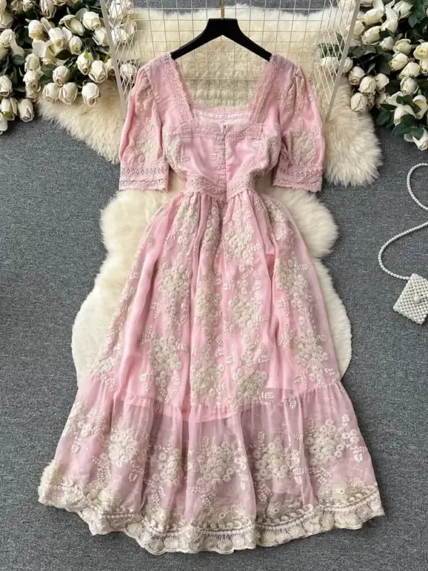 French Vintage Pink Lace Embroidery Slim Waist Summer Princess Dress - Image 4