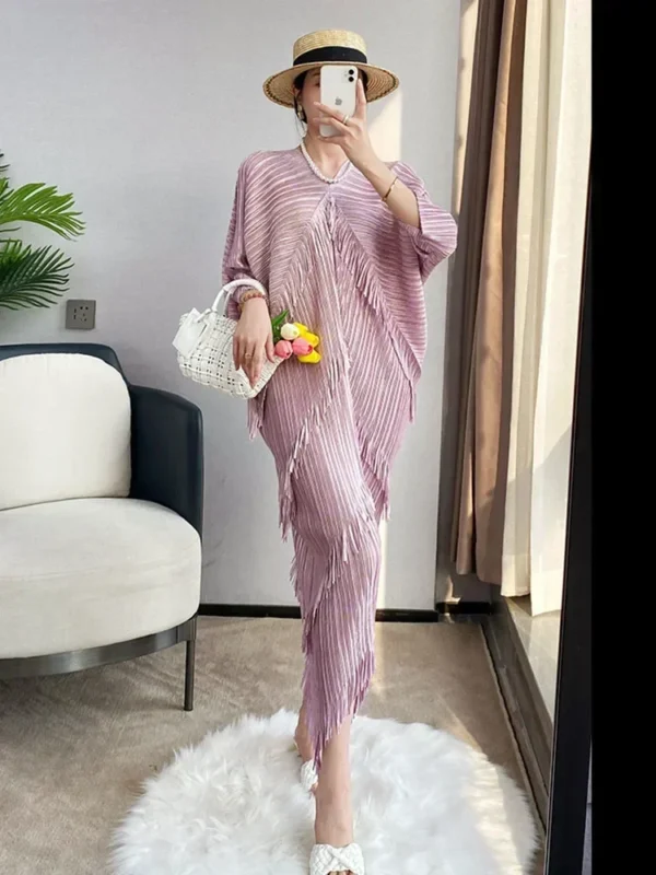 Pink homecoming dress with V-neck bat sleeve and fringed design - Image 5