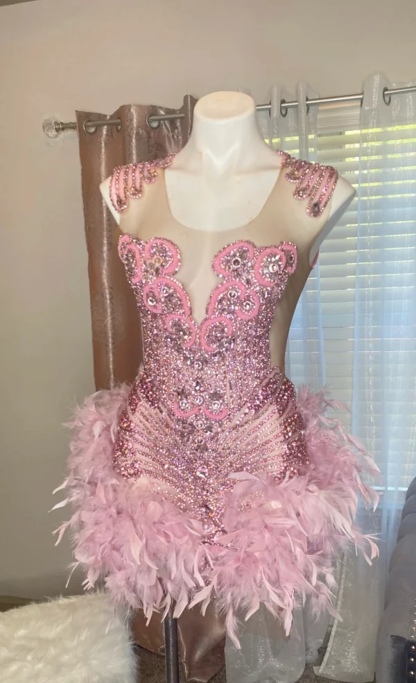 Pink homecoming dress with feathers, crystals for Black girls' party - Image 2