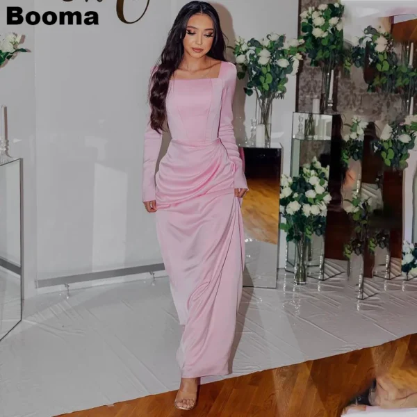 Pink Homecoming Dress: Elegant Mermaid Long Sleeve Pleated Prom Gown